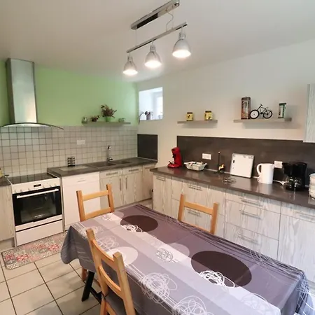 Maison Renovee Au Bord Du Lac, Jardin Privatif, Wifi, Activites Nautiques Et Touristiques A Proximite - Fr-1-742-125 Saint-Etienne-Cantales