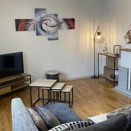 Дом отдыха Maison Renovee Au Bord Du Lac, Jardin Privatif, Wifi, Activites Nautiques Et Touristiques A Proximite - Fr-1-742-125 Saint-Etienne-Cantales