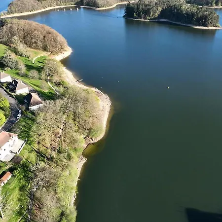 Дом отдыха Maison Renovee Au Bord Du Lac, Jardin Privatif, Wifi, Activites Nautiques Et Touristiques A Proximite - Fr-1-742-125